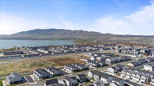 Proximity to the Utah Lake