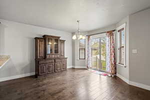 Photo 7 of 286 S BING CHERRY WAY
