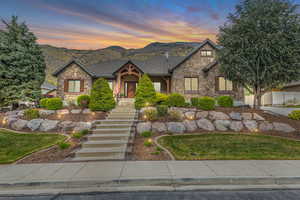 Photo 1 of 9470 N CANYON HEIGHTS DR