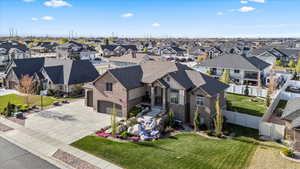 Best location in the area! Bird's eye view featuring a residential view