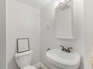 Photo 19 of 2358 S POLK AVE