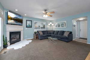 Photo 10 of 607 N HILLSIDE DR