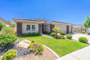 Photo 5 of 658 N SAGE CREST DR