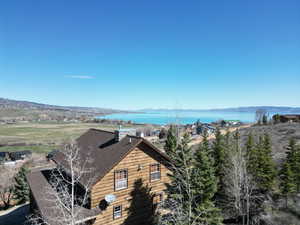 Aerial view with a lake view