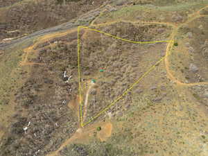 Approximate property parcel outline