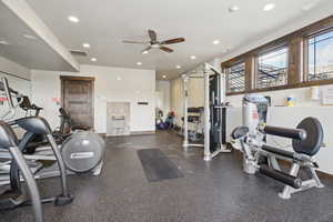 Workout area with visible vents, recessed lighting, and ceiling fan