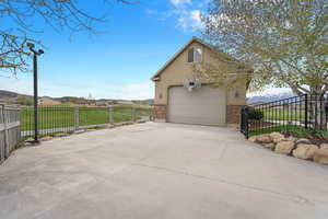 Detached garage and fence