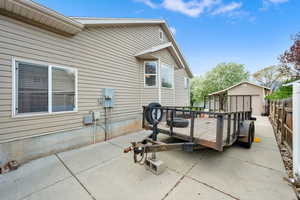 Photo 26 of 864 N CRIMSON LN