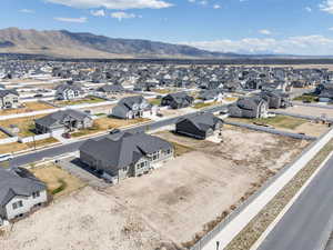 Bird's eye view featuring a mountain view and a residential view