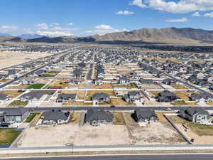 Bird's eye view featuring a mountain view and a residential view