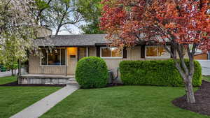 Photo 1 of 1415 E SKYVIEW DR