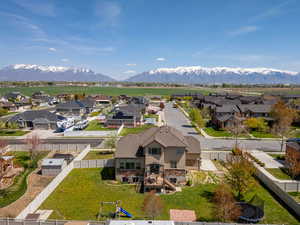 Aerial view with a residential view and a mountain view