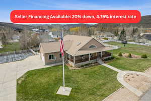 View from above of property featuring mountains