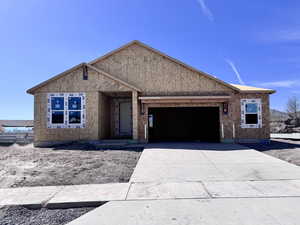 Photo 1 of 609 W PINE MOUNTAIN DR #204