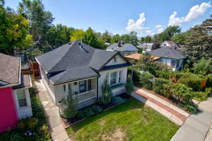 Photo 4 of 320 E WILSON AVE