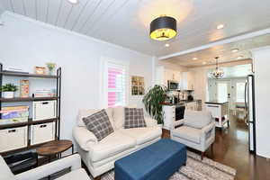 Photo 10 of 320 E WILSON AVE