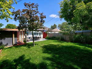 Photo 45 of 320 E WILSON AVE