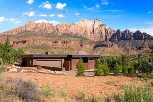 View of mountain feature
