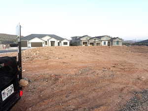 View of yard with a residential view
