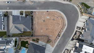 Birds eye view of property