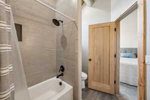 Ensuite bathroom bedroom 3