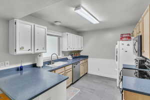 Photo 3 of 1843 N 680 W