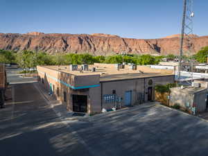 View of mountain feature