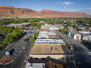 Drone / aerial view featuring a mountain view