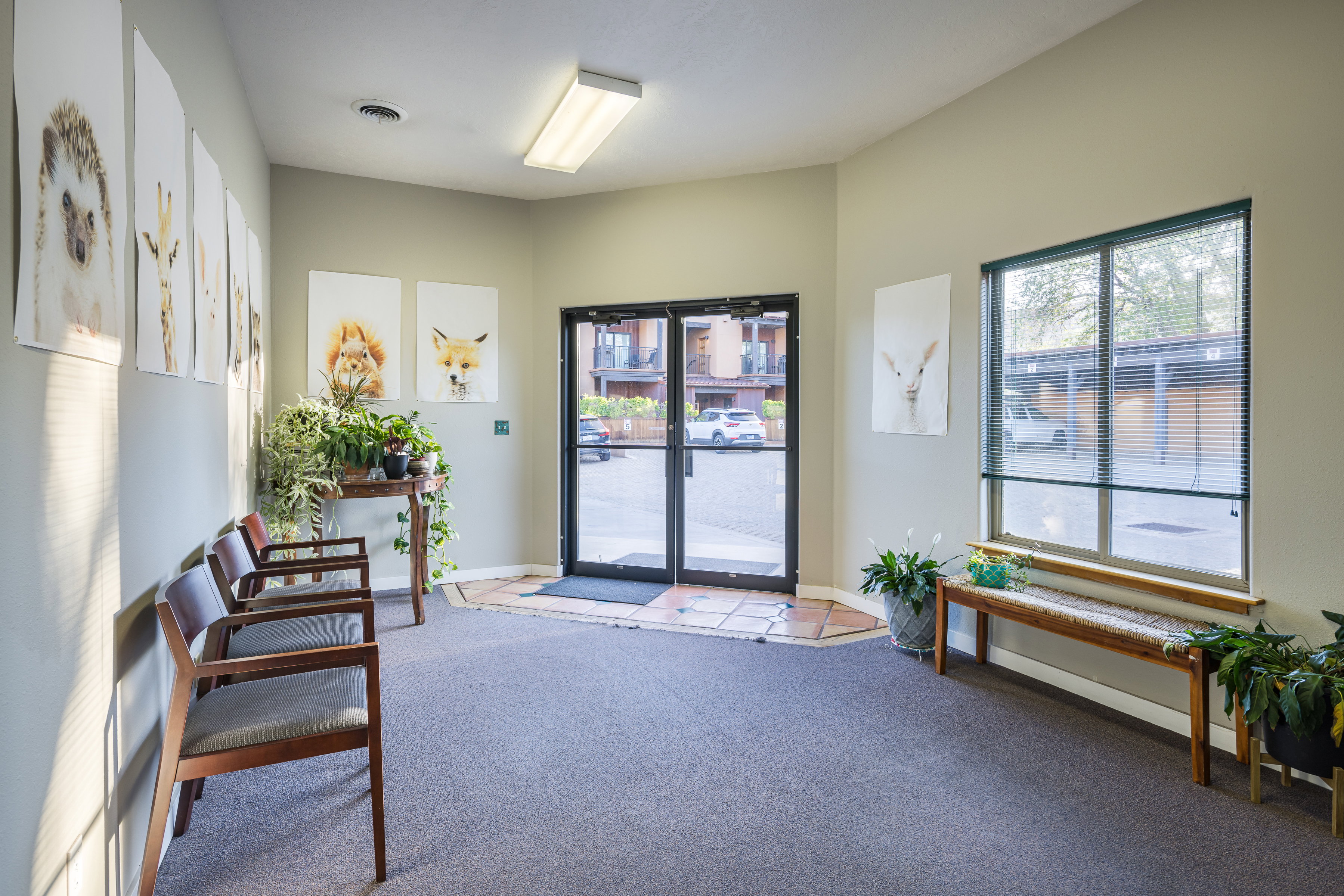 Common area featuring visible vents