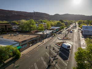 Aerial view with a mountain view