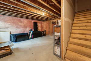 Photo 31 of 289 E BRIGHAM LN