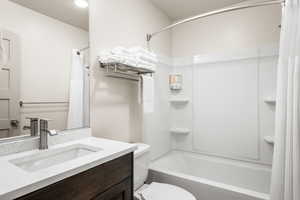 Ensuite bathroom for bedroom 3