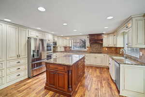 Photo 14 of 98 N ELIASON AVE