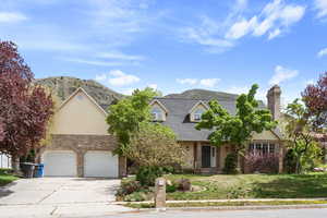 Photo 1 of 98 N ELIASON AVE