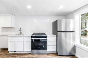 Photo 16 of 2872 E LOUISE AVE
