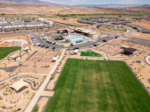 Aerial view with a mountain view