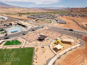Aerial view with a mountain view