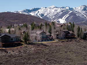 View of mountain feature