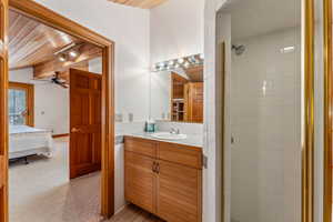 Guest Suite Bathroom