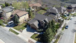 Birds eye view of property with a residential view