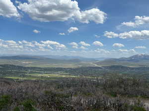 View of mountain feature