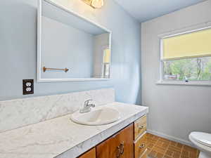 Photo 9 of 1417 E BINFORD ST