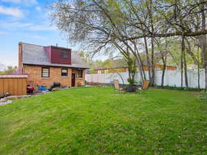 Photo 24 of 1417 E BINFORD ST