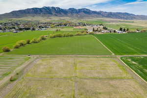 Bird's eye view with a rural view and a mountain view