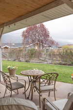 View of patio / terrace with outdoor dining space