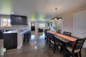 Photo 7 of 17  TANGREN CIR