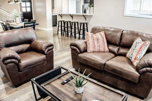 Photo 11 of 17  TANGREN CIR