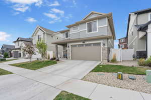 Photo 2 of 179 E MEANDERING WAY