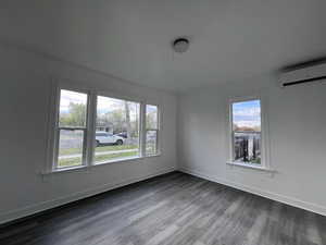 Photo 6 of 172 N 300 W