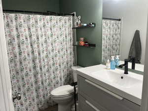 Main Bathroom
